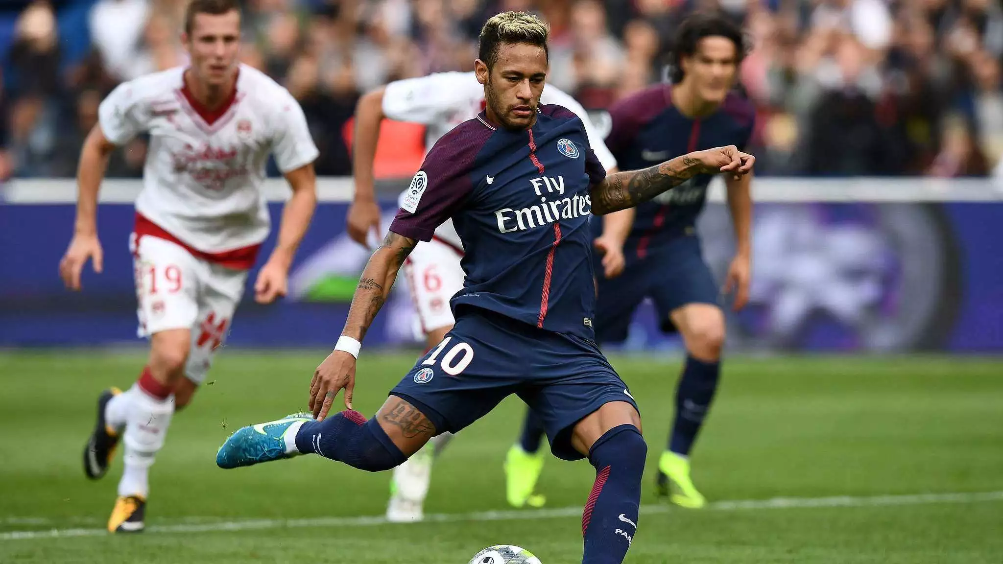 美女老板糊涂！6万可兑现送车承诺