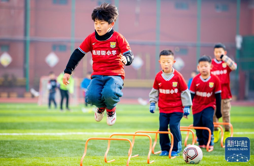 [NBA]杨瀚森上场10分钟 开拓者险胜独行侠