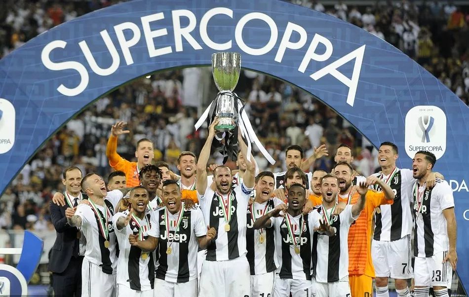 快船惨败绿军！祖巴茨+双核全迷，洛佩斯成漏洞，柯林斯+琼斯遮羞